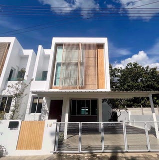 /international/th/m5-craft-cafe-1317-muthi-14-san-kamphaeng-chiang-mai-50130-thailand-san-kamphaeng-chiang-mai-340105619497/