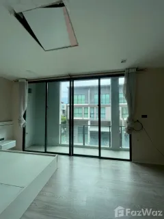 /international/th/baanklangmuang-viphawadi-64-baan-klang-muang-urbanion-vibhavadi-talat-bang-khen-lak-si-bangkok-10210-thailand-lak-si-bangkok-340105601702/