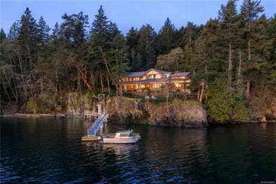 /international/ca/250-holmes-rd-salt-spring-nova-scotia-110106920483/
