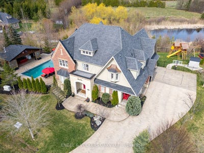 /international/ca/33-barraclough-boulevard-halton-hills-ontario-110107749211/