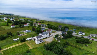 /international/ca/960-highway-1-little-brook-nova-scotia-110108850152/