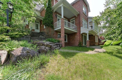 /international/ca/864-rue-jordi-bonet-mont-saint-hilaire-quebec-110098829641/?lang=zh-cn