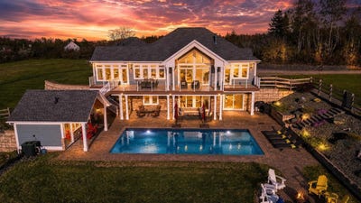 /international/ca/40-heritage-lane-pomquet-nova-scotia-110108467564/
