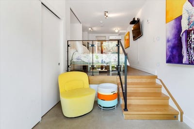 /international/ca/148-rue-st-augustin-montreal-le-sud-ouest-quebec-110100691746/?lang=zh-cn