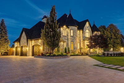/international/ca/31-rue-des-roseaux-blainville-quebec-110101943827/
