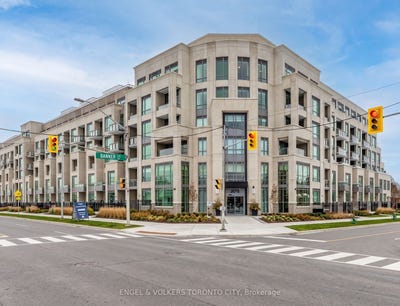 /international/ca/2075-king-road-249-king-ontario-110107958488/