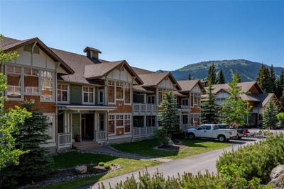 /international/ca/5015-valley-drive-58-sun-peaks-british-columbia-110104296859/