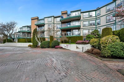 /international/ca/899-darwin-ave-212-saanich-british-columbia-110107630378/