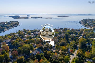 /international/ca/59-union-street-chester-nova-scotia-110107213072/