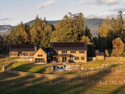 /international/ca/1210-cherry-point-rd-cobble-hill-british-columbia-110106322133/