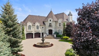 /international/ca/624-rue-du-chenal-repentigny-repentigny-quebec-110097262649/