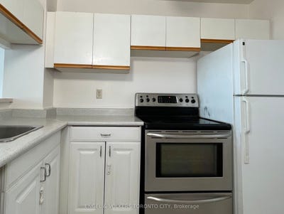 /international/ca/3050-ellesmere-road-1402-toronto-ontario-110108872239/