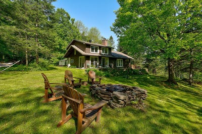 /international/ca/11-13-rue-rock-hill-lac-brome-quebec-110100259811/
