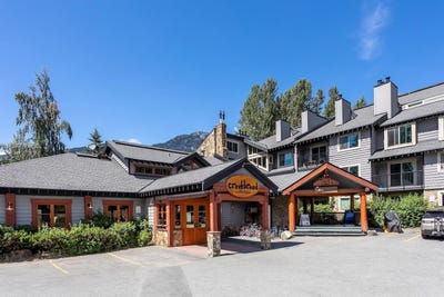 /international/ca/2021-karen-crescent-105-whistler-british-columbia-110108180025/