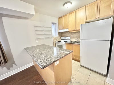 /international/ca/9-thirty-third-street-108-toronto-ontario-110107890739/