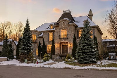 /international/ca/120-rue-voltaire-saint-jean-sur-richelieu-quebec-110106699166/