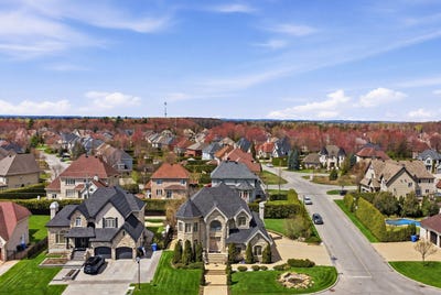 /international/ca/9-rue-de-rochefort-blainville-quebec-110105952488/