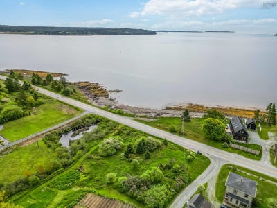 /international/ca/parcel-25-1-highway-331-lot-b-1-b2-b-3-dublin-shore-nova-scotia-110106347027/