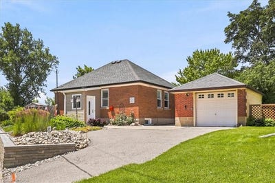 /international/ca/100-stirling-avenue-s-kitchener-ontario-110109033960/