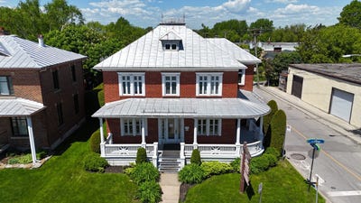 /international/ca/415z-rue-du-village-repentigny-le-gardeur-quebec-110101544167/?lang=pt