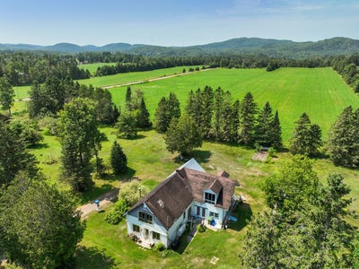 /international/ca/137-rue-du-village-arundel-quebec-110101407233/?lang=pt
