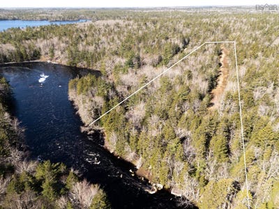 /international/ca/boutilier-branch-road-lot-17-kemptville-nova-scotia-110107486030/
