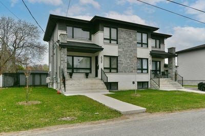 /international/ca/635-639-3e-avenue-laval-fabreville-quebec-110107729675/