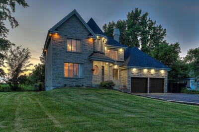/international/ca/325-ch-du-richelieu-saint-basile-le-grand-quebec-110101009373/