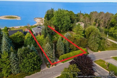 /international/ca/19-georgian-manor-drive-collingwood-ontario-110107926972/