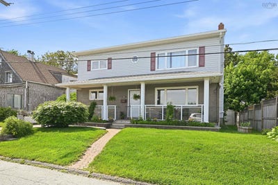 /international/ca/121-school-avenue-halifax-nova-scotia-110109081561/