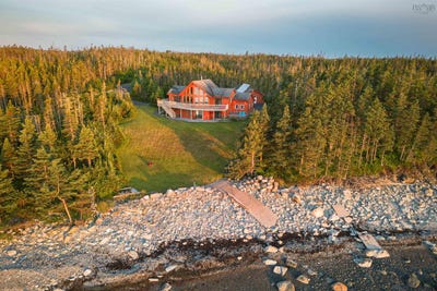 /international/ca/2932-cape-gegogan-road-goldenville-nova-scotia-110093477805/