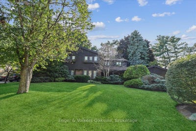 /international/ca/250-gatestone-avenue-oakville-ontario-110101534679/