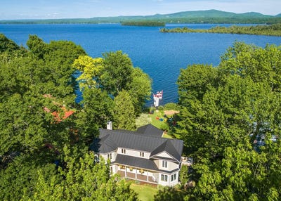 /international/ca/80-84-ch-de-bondville-lac-brome-quebec-110103673468/