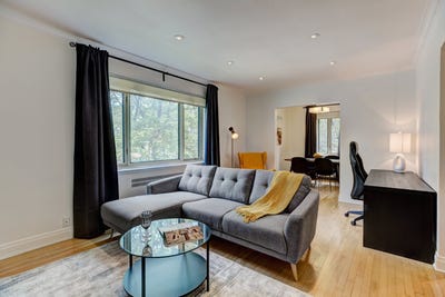 /international/ca/1270-ch-regent-209-mont-royal-quebec-110098214510/