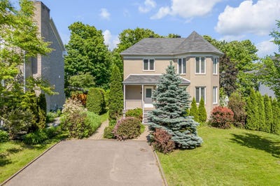 /international/ca/1375-rue-corrigan-quebec-sainte-foy-sillery-cap-rouge-quebec-110108901175/