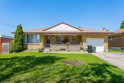 /international/ca/66-carrol-street-waterloo-ontario-110108399712/