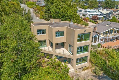 /international/ca/13102-13-avenue-surrey-british-columbia-110101219733/?lang=es