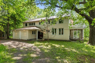 /international/ca/32-ryeburn-drive-blossom-park-airport-and-area-ontario-110100947585/?lang=en