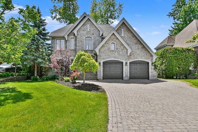 /international/ca/471-boul-de-fontainebleau-blainville-quebec-110108640376/