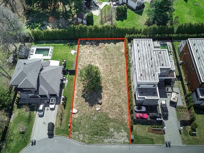 /international/ca/rue-de-thavenet-carignan-quebec-110099186299/
