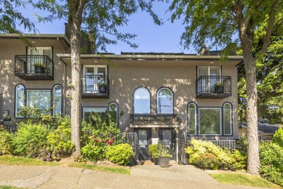 /international/ca/1557-larch-street-vancouver-british-columbia-110108848277/