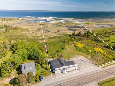 /international/ca/1861-highway-1-church-point-nova-scotia-110108872116/