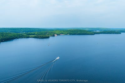 /international/ca/12-bigwin-island-221-lake-of-bays-ontario-110106491768/