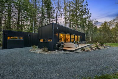 /international/ca/4638-4628-forbidden-plateau-rd-courtenay-british-columbia-110107630460/