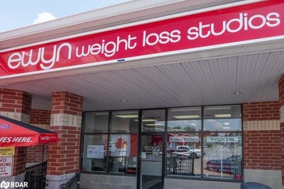 /international/ca/353-anne-street-n-4-barrie-ontario-110101307471/?lang=zh-tw