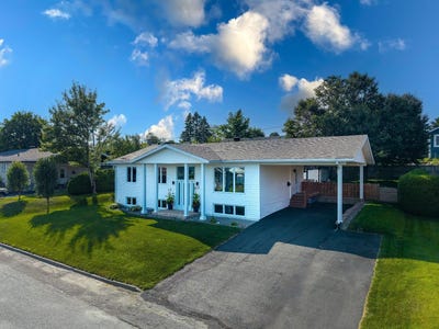 /international/ca/625-rue-des-cedres-thetford-mines-quebec-110101435475/?lang=en