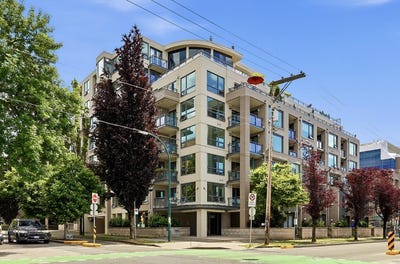 /international/ca/1888-york-avenue-303-vancouver-british-columbia-110108683158/