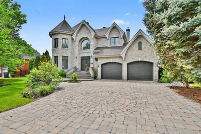 /international/ca/9-rue-d-amboise-blainville-quebec-110108580745/