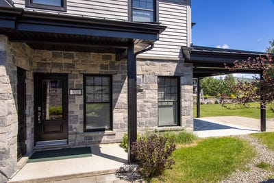 /international/ca/247-rue-de-l-aigle-103-bromont-quebec-110098066558/