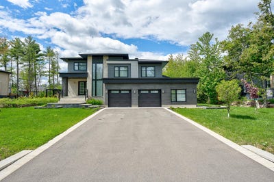 /international/ca/17010-rue-du-corail-mirabel-quebec-110098167902/